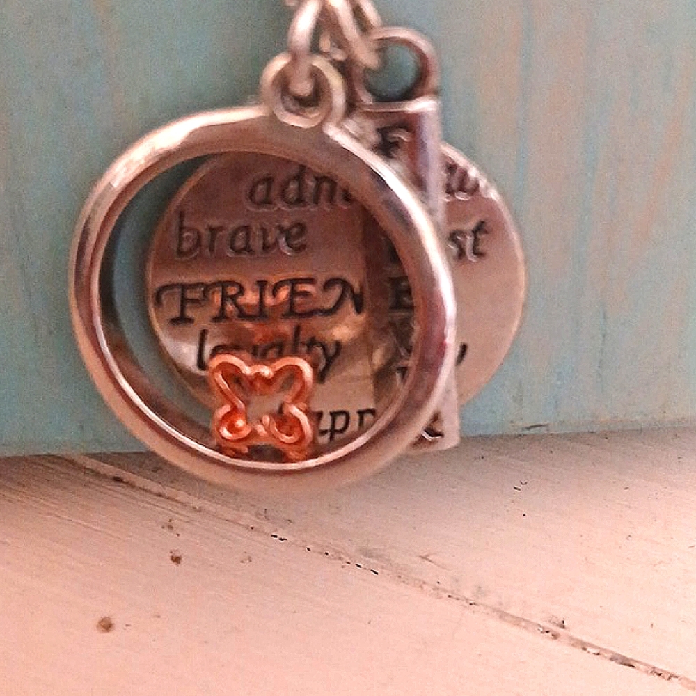 Cute neckless